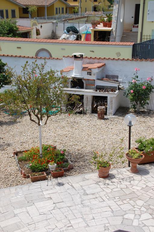 B&B Villa Claudia Anzio Dış mekan fotoğraf
